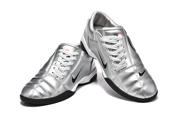 Nike Total 90 III IC Silver