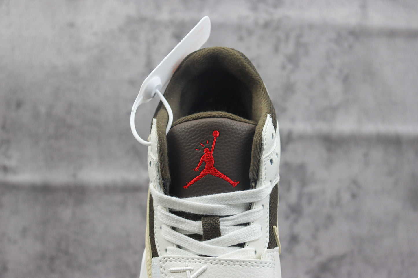 Travis Scott x Nike Jordan Jumpman Jack TR “Sail/Gum”