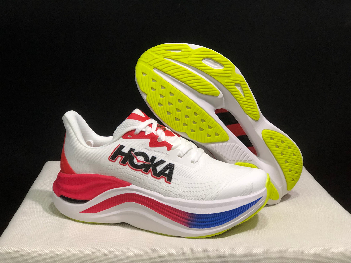 Hoka Skyward X 1