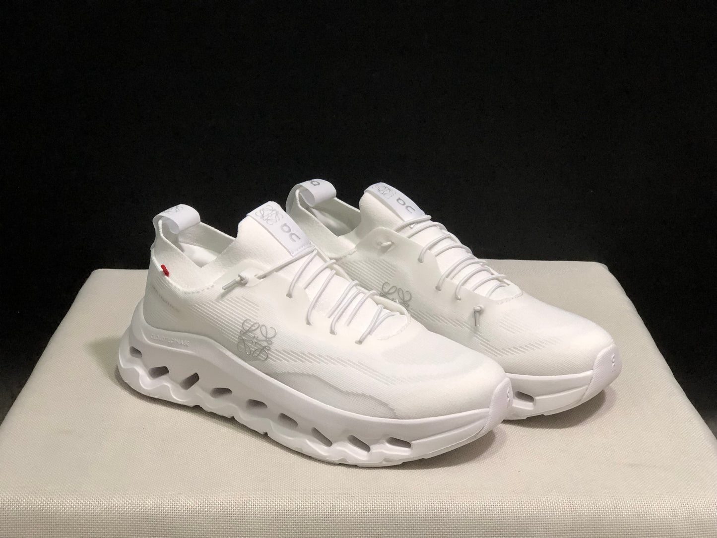 LOEWE x On Running Cloudtilt All White