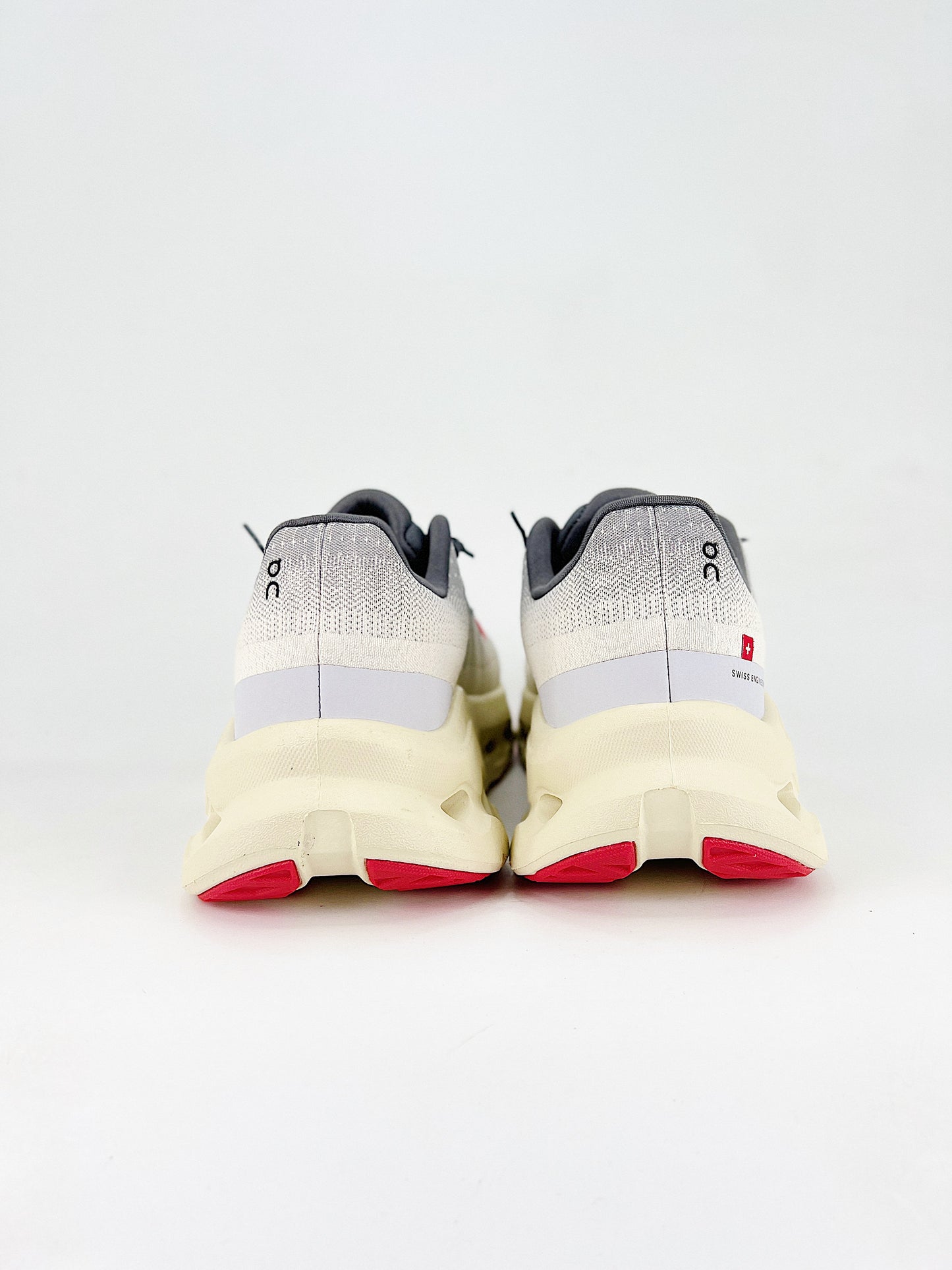 On Running Cloudtilt Red/White/Grey