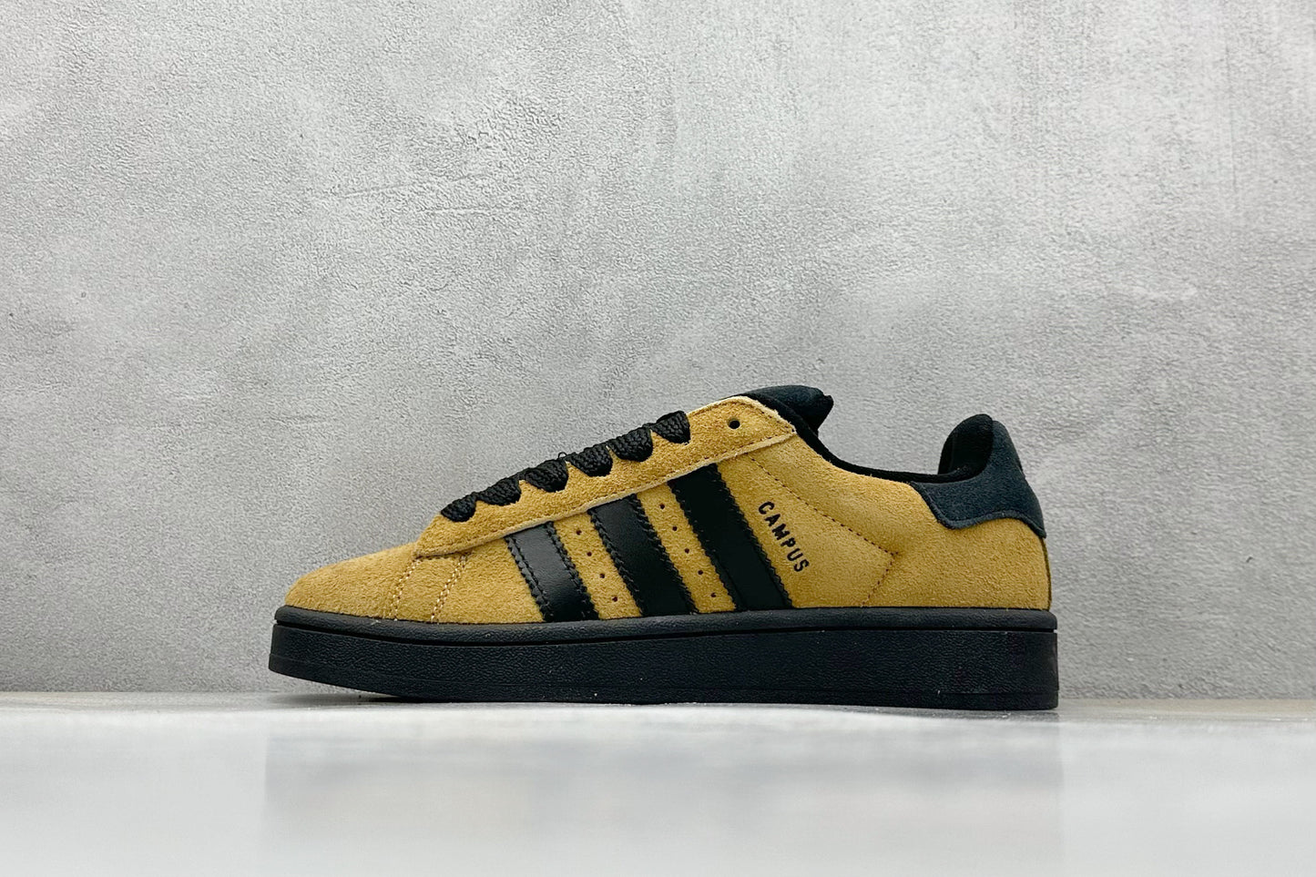 Adidas Campus