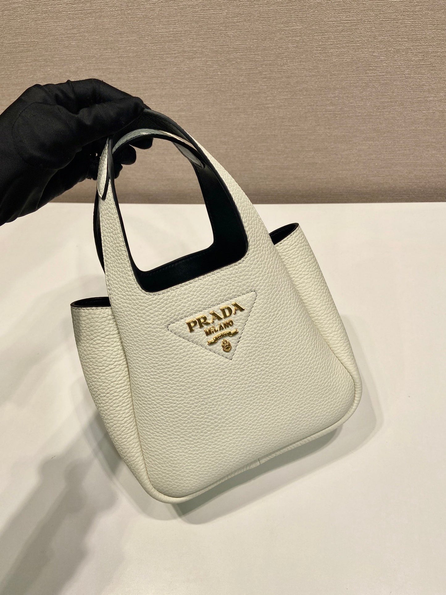 Bolsa Prada tote mini de couro