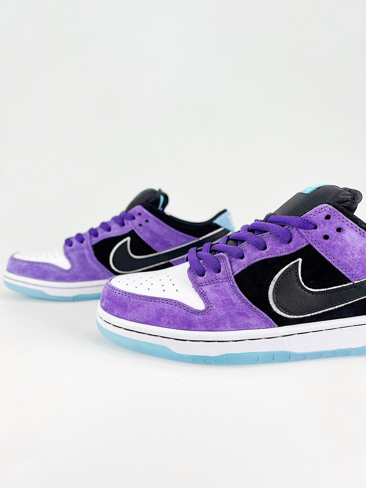 Tênis SB Dunk Low "Hayley Wilson - Court Purple and Black "