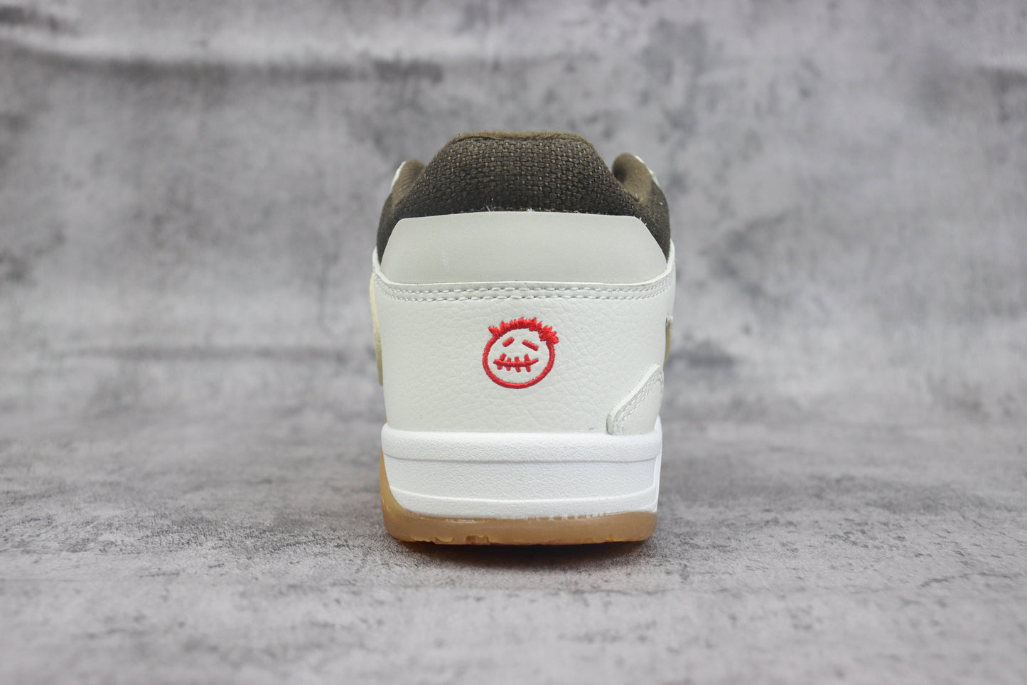 Travis Scott x Nike Jordan Jumpman Jack TR “Sail/Gum”