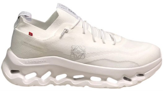 LOEWE x On Running Cloudtilt All White
