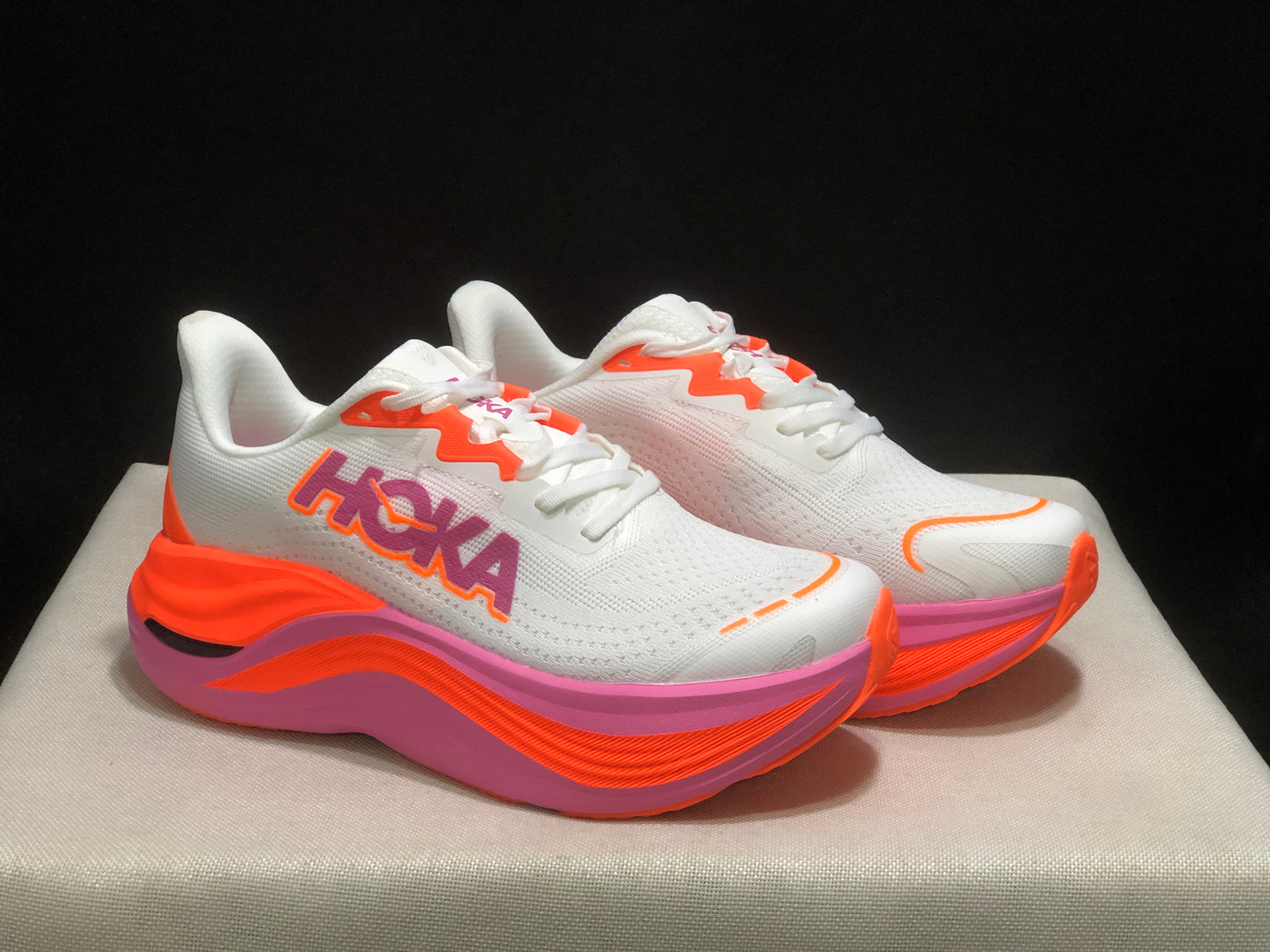 Hoka Skyward X 1