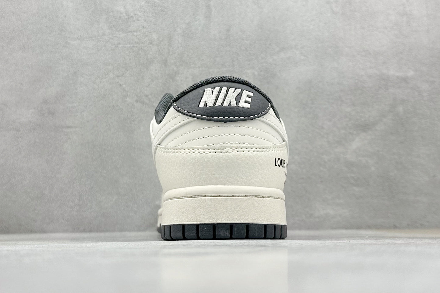 Nike SB Dunk Low Louis Vuitton Virgil Nigo