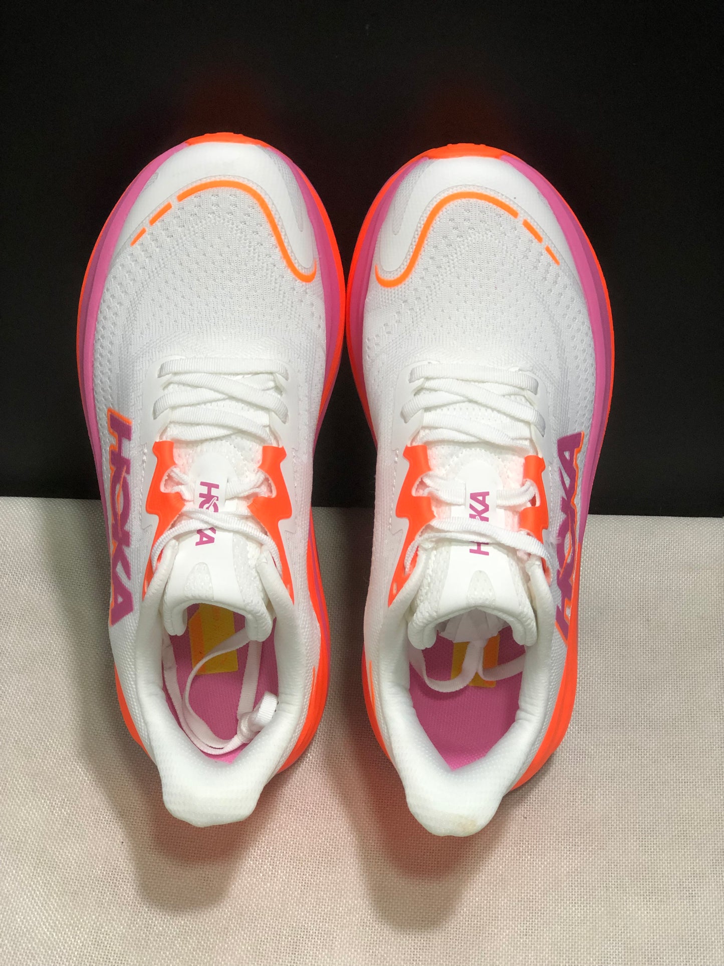 Hoka Skyward X 1