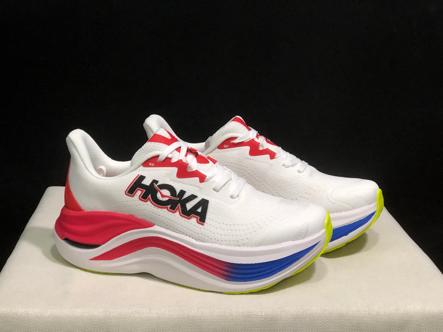Hoka Skyward X 1