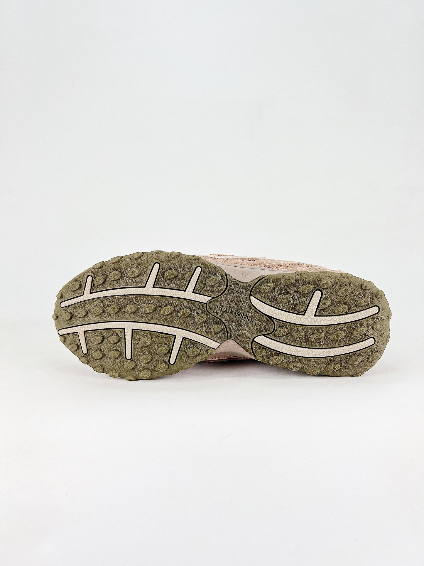 New Balance 204L “Mushroom / Arid Stone”