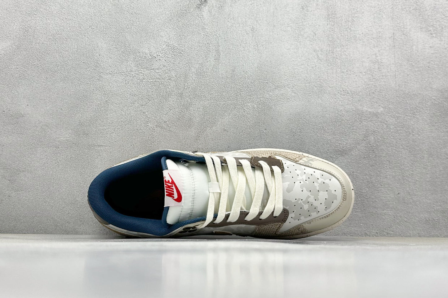 Nike SB Dunk Low PandaPrank