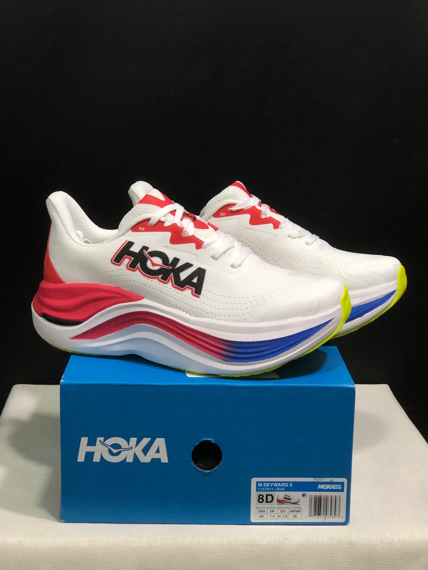 Hoka Skyward X 1